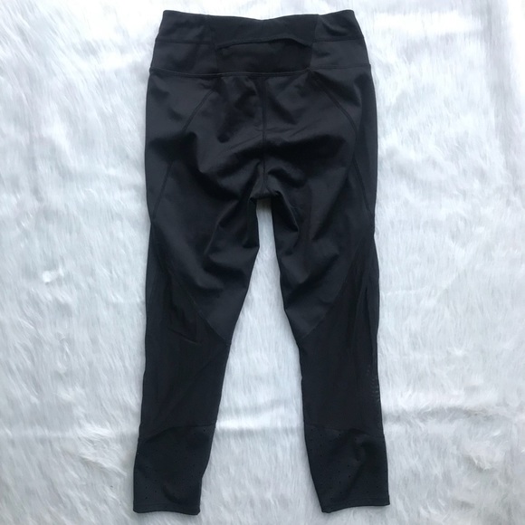 Athleta sonar mesh capris - Picture 8 of 8